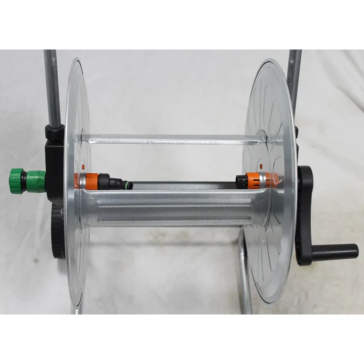 enrolador-de-mangueira-aco-zincado-com-rodas-50m-agr-agrati2.webp
