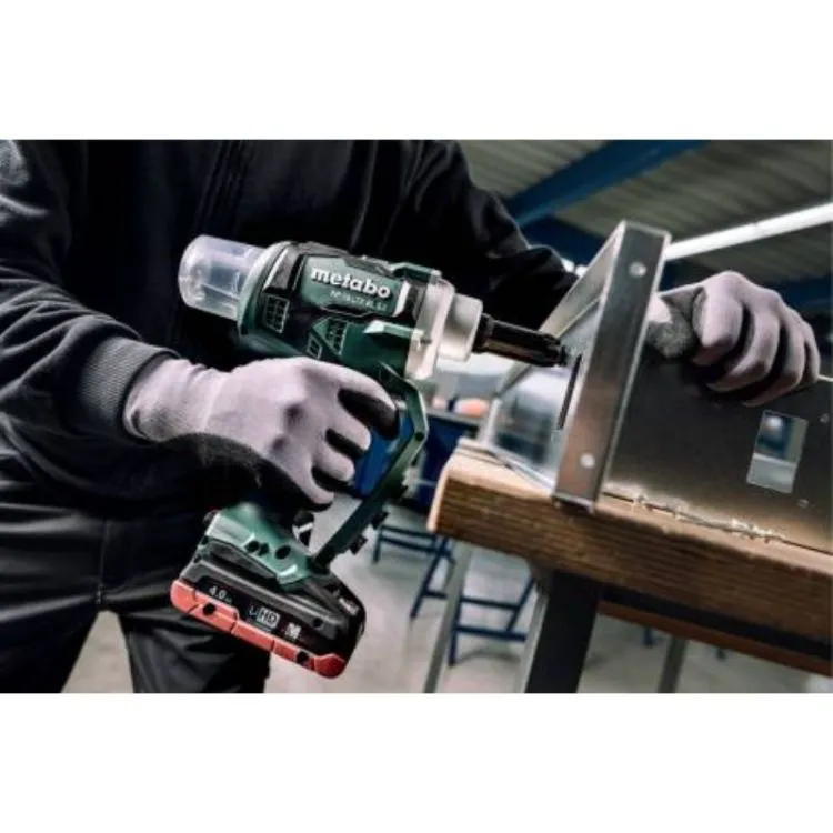 rebitadora-sem-fio-18v-metabo4.webp