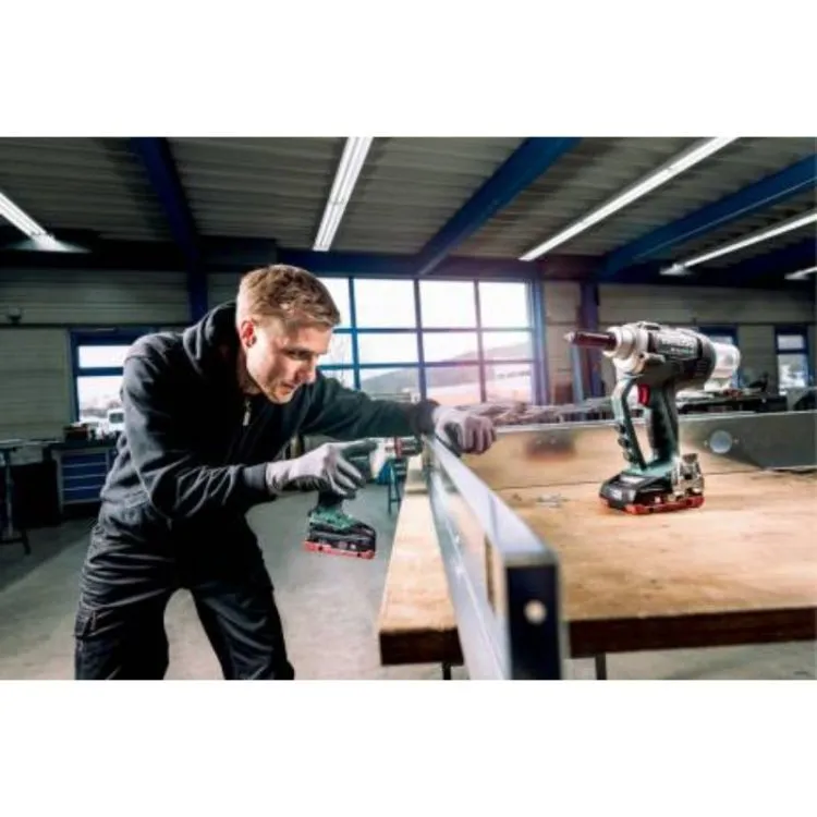 rebitadora-sem-fio-18v-metabo5.webp