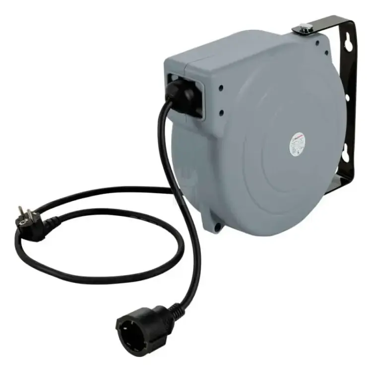 enrolador-de-cabo-electrico-15m-holzmann-chavevertical-com-1-scaled-1.webp